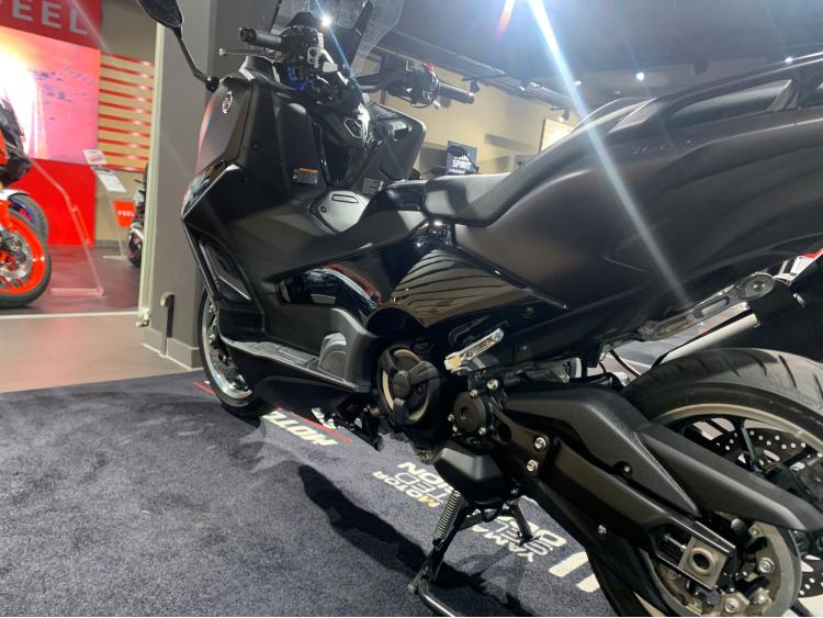 YAMAHA XP T-MAX 560 TECH MAX