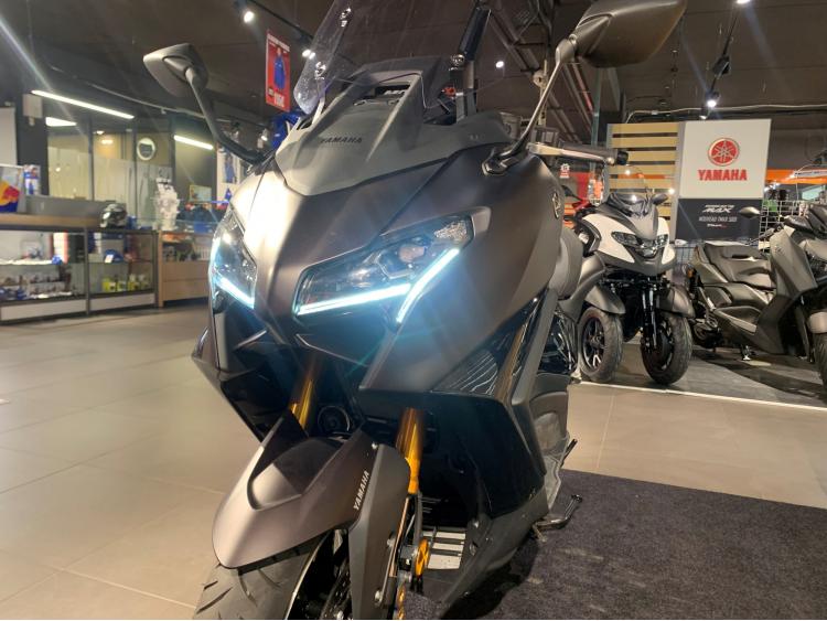 YAMAHA XP T-MAX 560 TECH MAX