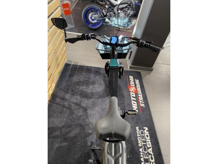 YAMAHA E-Bike BOOSTER
