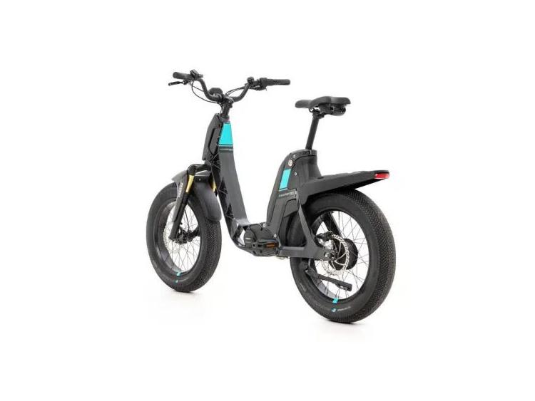 YAMAHA BOOSTER EASY bleu ou noir