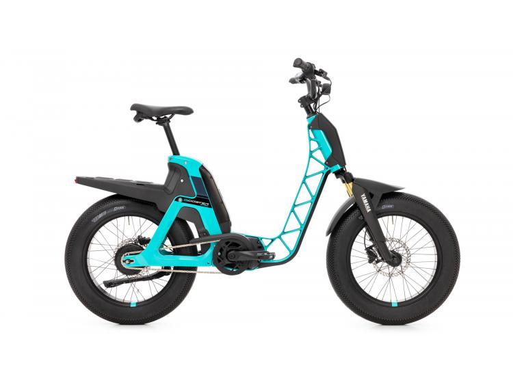 YAMAHA BOOSTER EASY bleu ou noir