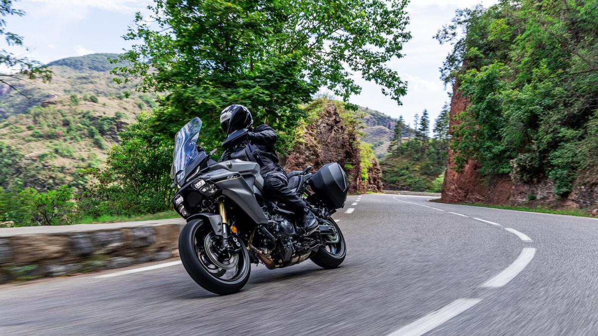 Nouvelle Yamaha Tracer 9 2025 disponible en 5 versions différentes